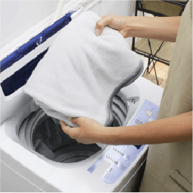 ��p�V�[�c�J�o�[����󂷂�ʐ^